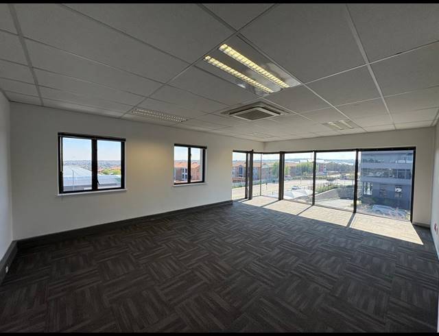 442M² OFFICE TO LET IN VORNA VALLEY